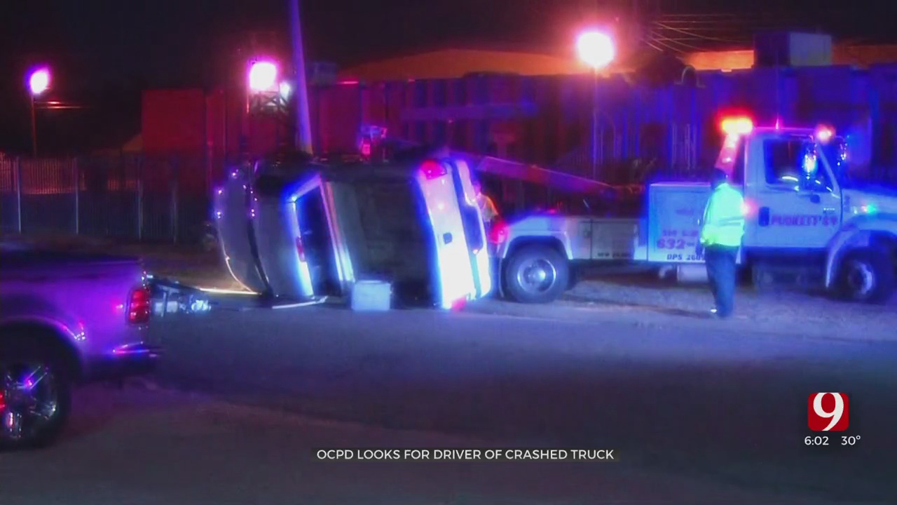 Police Searching For Driver That Crashed Truck Into Light Pole
