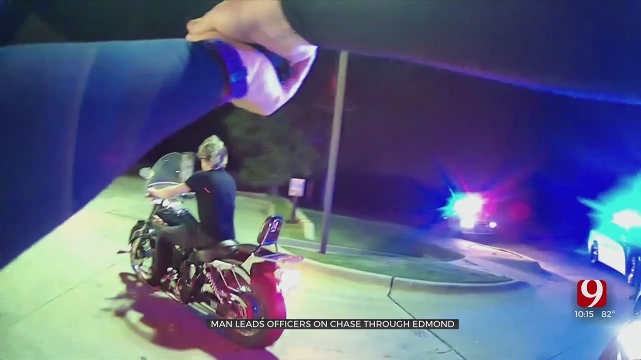 Motorcyclist Leads Police On Chase Through Edmond