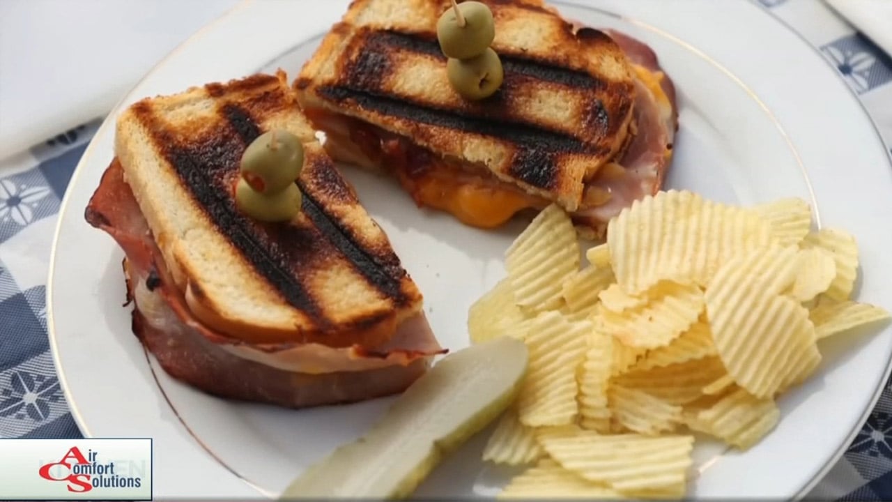 Grilled Grilled Cheese With Pineapple Bacon Jam and Ham