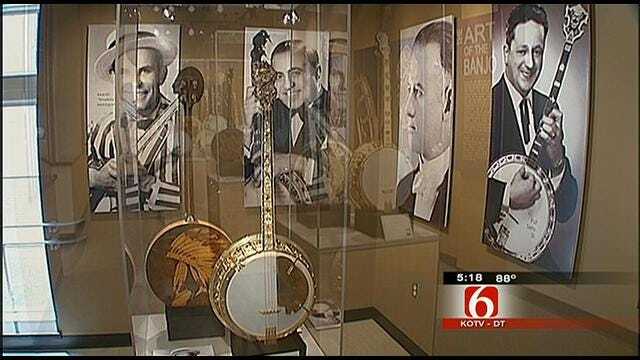 Banjo Museum In OKC Has Largest Display Of Banjos In The World
