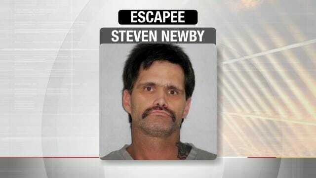 Escaped Convict Moves In To Mayes County Couple's Home