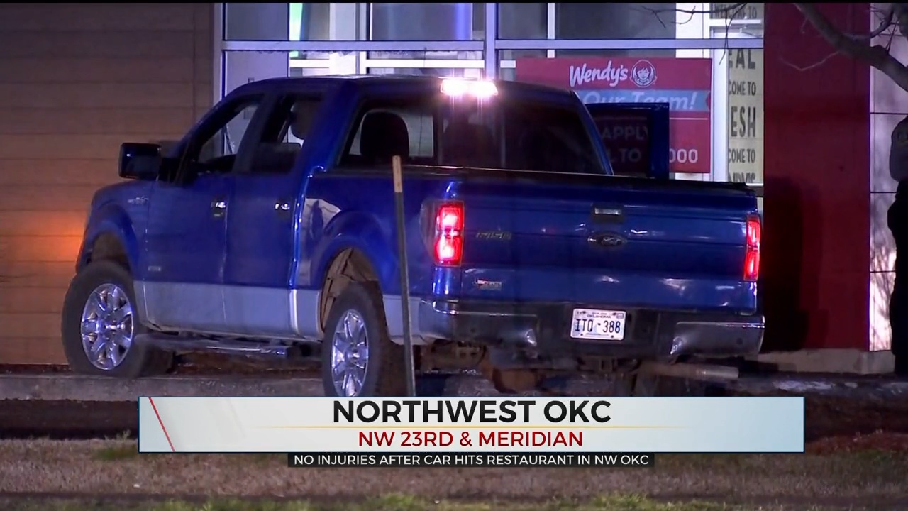 Vehicle Crashes Into NW OKC Restaurant