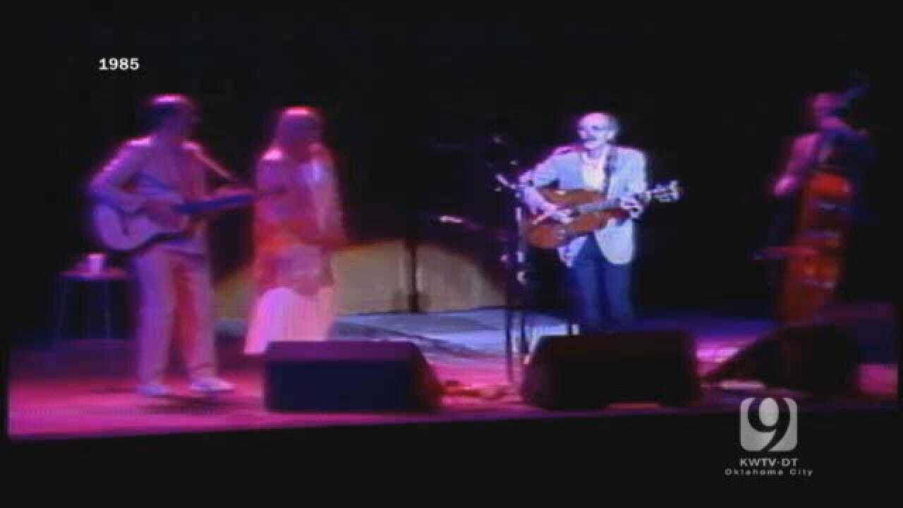 PETER, PAUL AND MARY 10-3-1985.wmv
