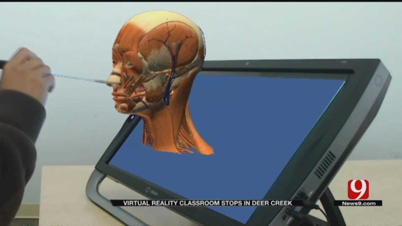 Mobile Virtual Reality Classroom Makes Stop In Deer Creek