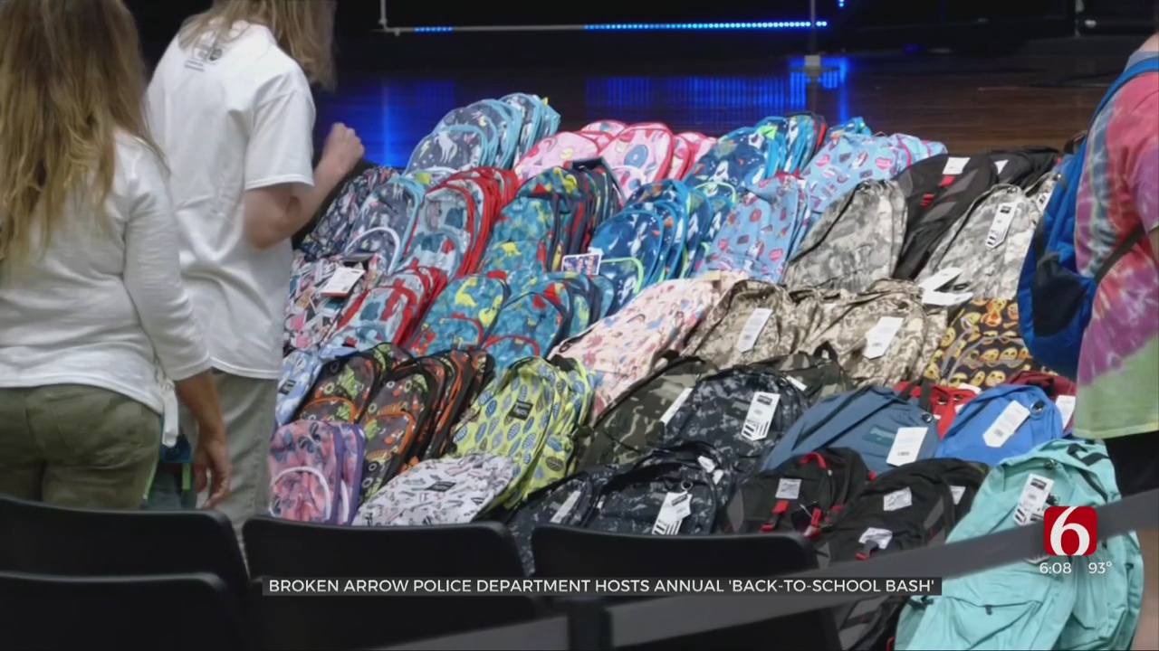 Broken Arrow Police Give Away School Supplies At 'Back To School Bash'
