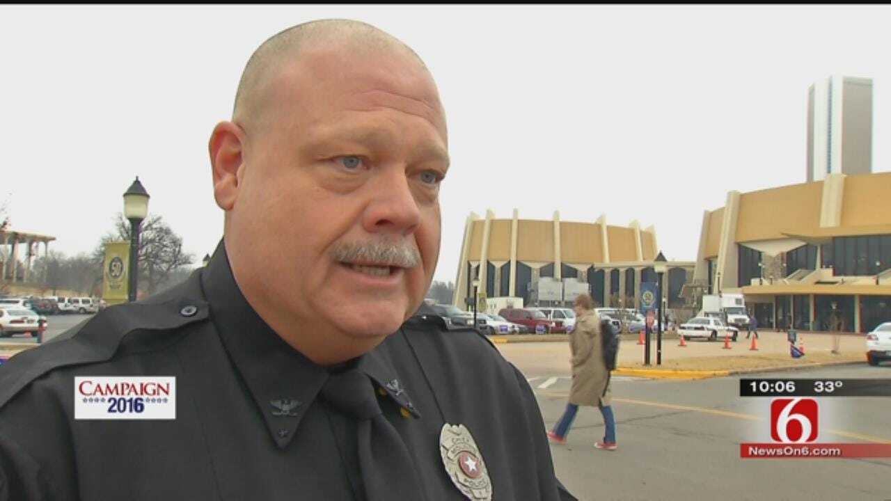 Secret Service Asks Uniformed Oklahoma Police Chief To Leave Trump Rally