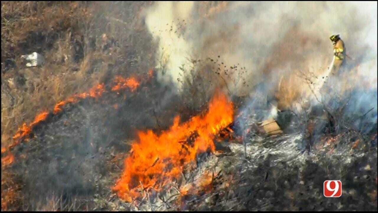 WEB EXTRA: SkyNews 9 Flies Over Wildfire In Spencer