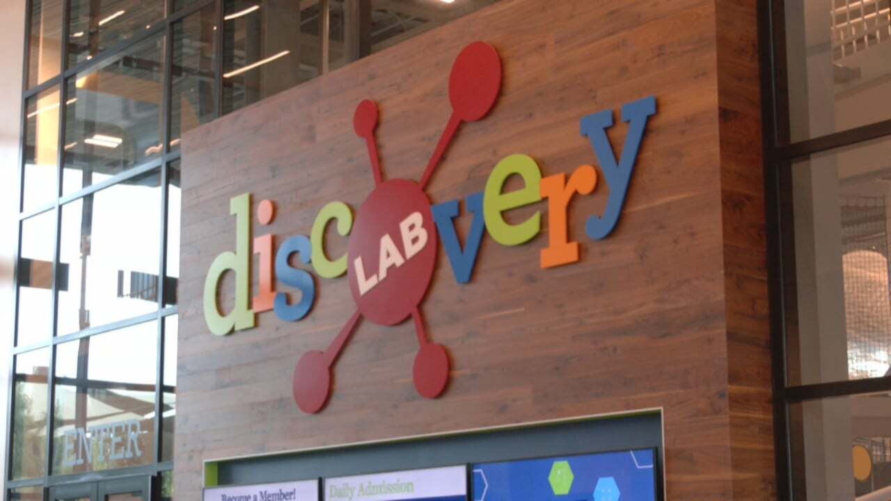 Science Experiments At The Discovery Lab In Tulsa Offer Unique Way To Learn 