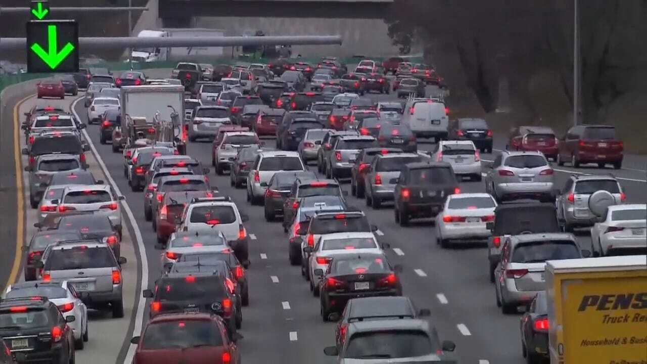Survey: 50% Of Workers Say Commute To Work Is Stressful