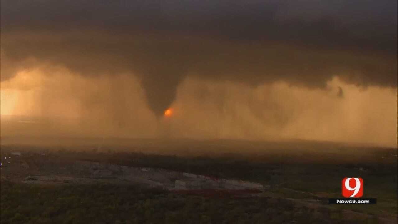 How Tornadoes Form