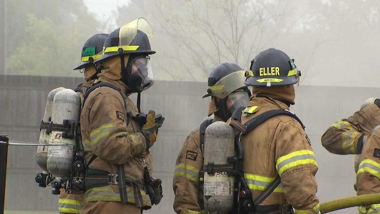 Four Tulsa Firefighters Pass Challenging "Smoke Diver" Course