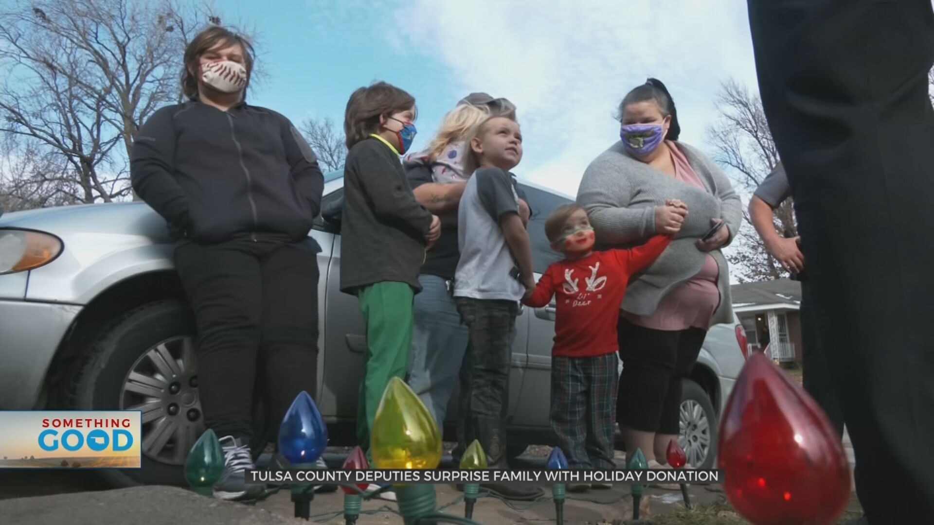 Family Of 7 Surprised With Holiday Donation From Tulsa County Deputies 