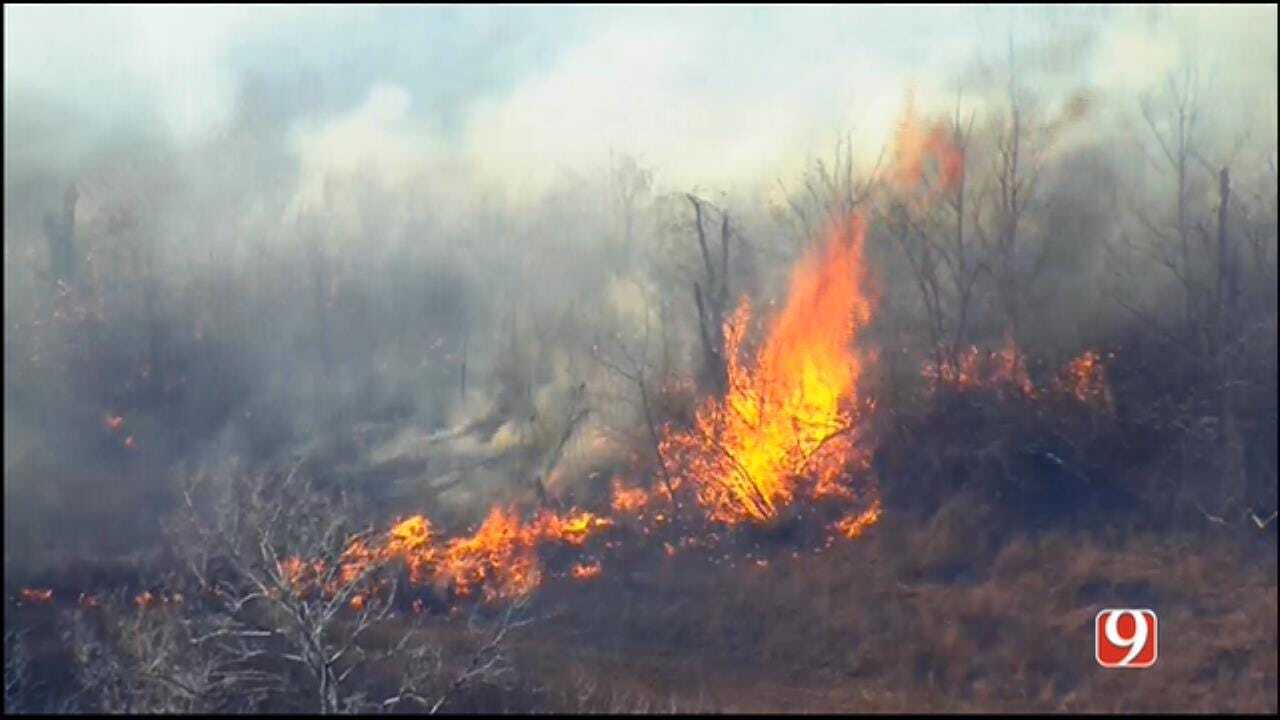 WEB EXTRA: SkyNews 9 Flies Over Wildfire Near Maud
