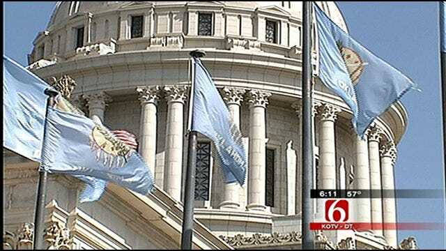 Oklahoma Lawmakers Urged To Accept Millions of Dollars To Help Unemployed