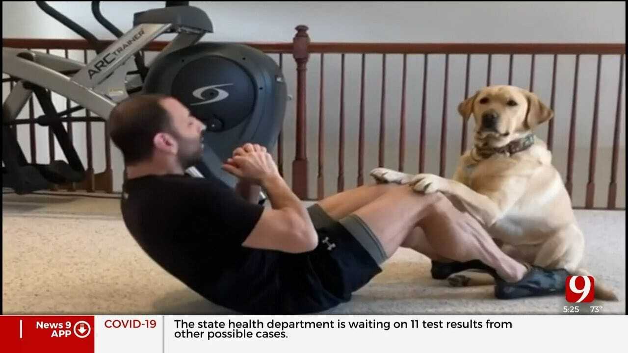 WATCH: Therapy Dog Helps His Owner During Workouts