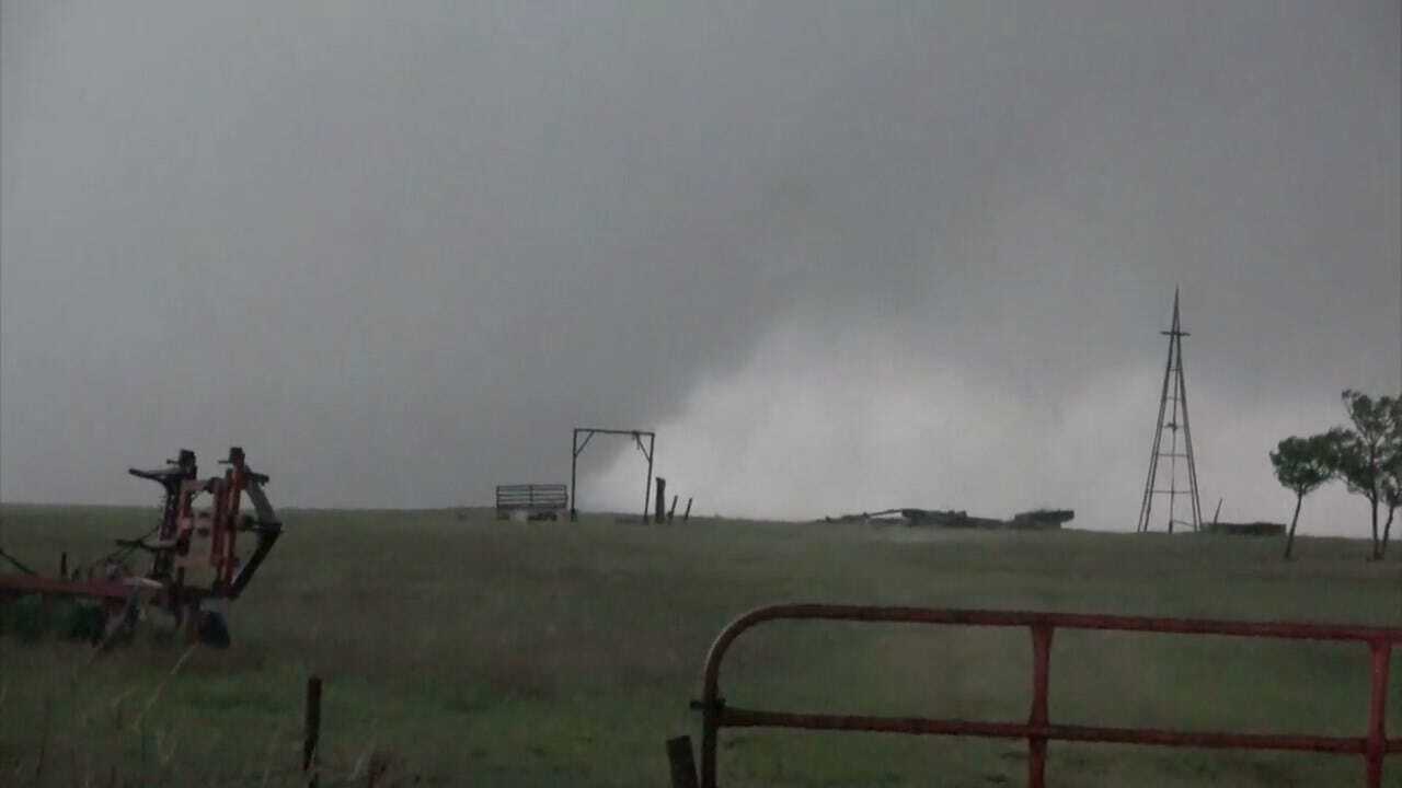 WATCH: Tom & Rob Track Large Wedge Tornado Near Lipscomb, Texas