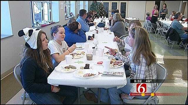 Claremore Church Hosts Christmas Dinner For Those In Need