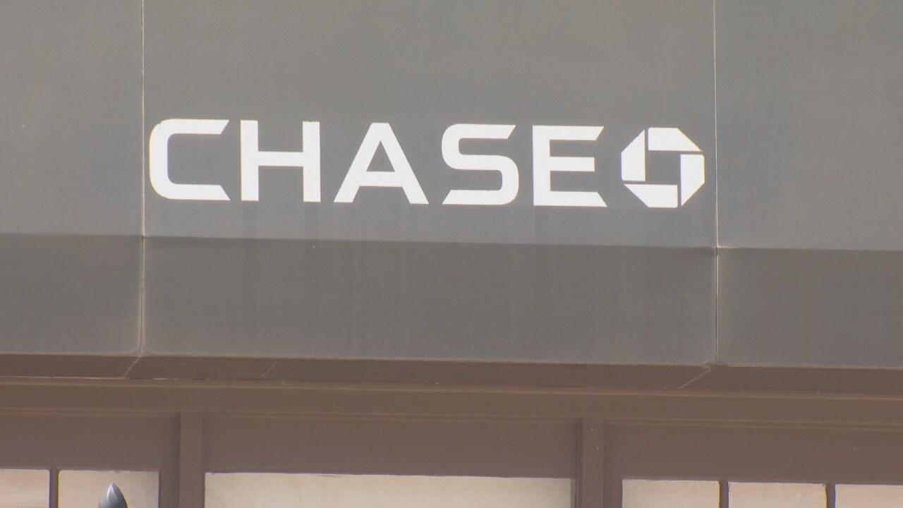 FBI Investigation Underway After Robbery At Chase Bank In Tulsa