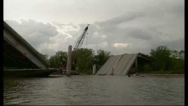 I-40 Bridge: After The Collapse