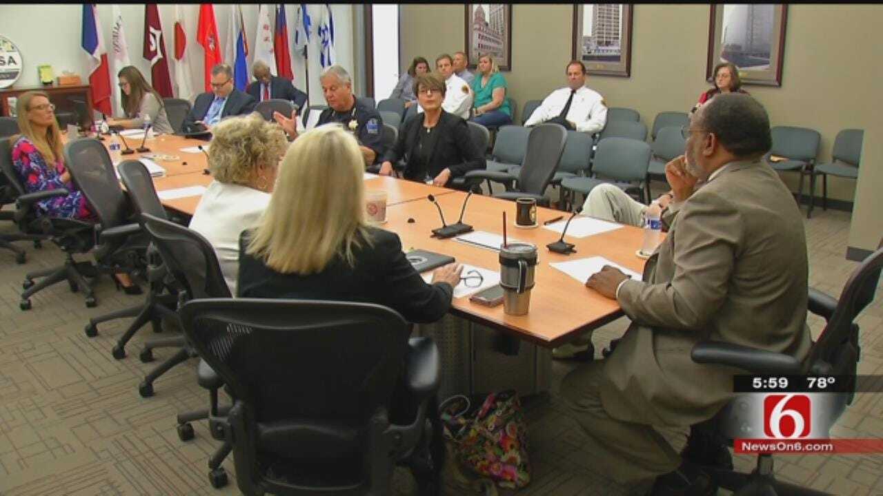 Tulsa Councilors Discuss Budget, 911 Call Center