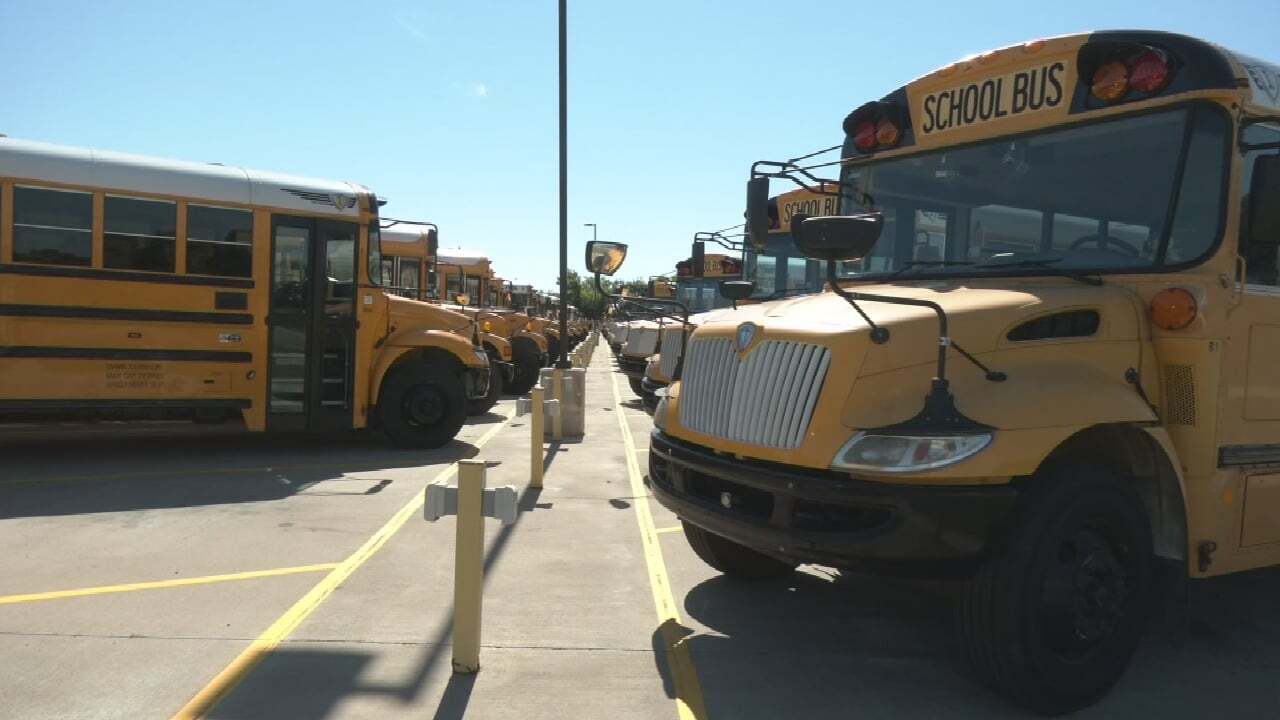 Broken Arrow Schools Holding Hiring Event For Bus Drivers
