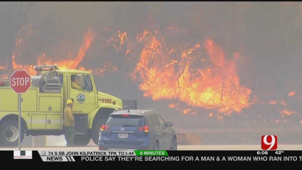Seiling Residents Help As Firefighters Battle NW OK Wildfires