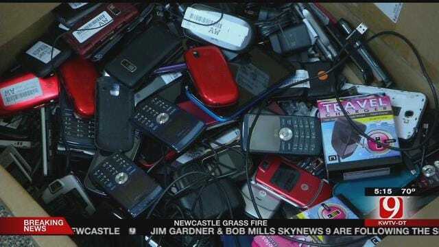 UCO Students Collect Cell Phones For St. Jude Children's Research Hospital