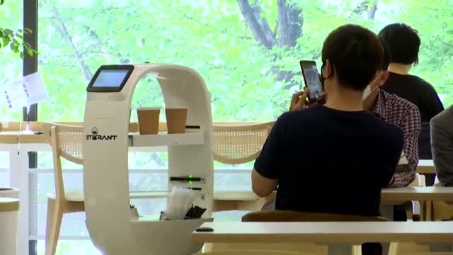 Barista Robot Rolls Out At South Korean Cafe