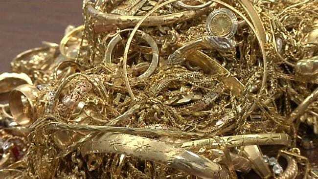 Oklahomans Cash In On Record High Gold Prices