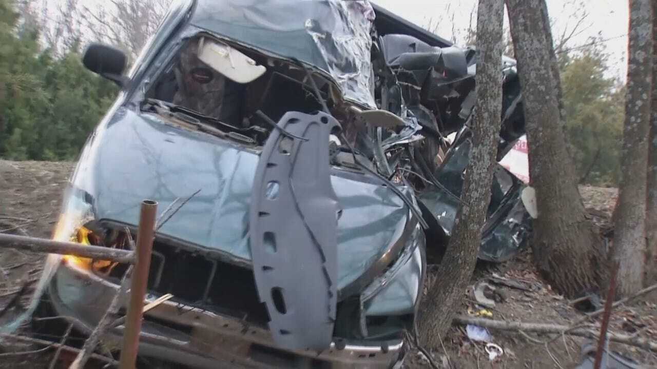 WATCH: Two Men Critically Hurt In Prattville-Area Wreck