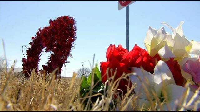 Woman Remembers Mother Killed In Route 66 Crash