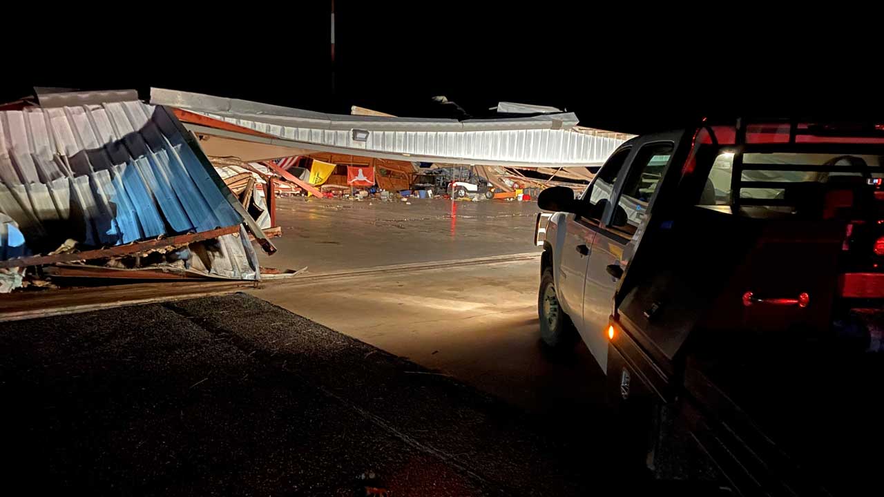 2 Planes, 3 Vehicles Damaged After Hangar Collapses At Clinton Airport In Tuesday Night Storms 