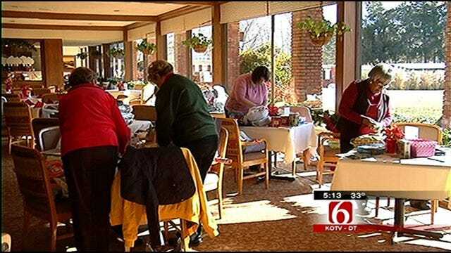 Santa To A Senior Program Helps Tulsa Seniors In Need