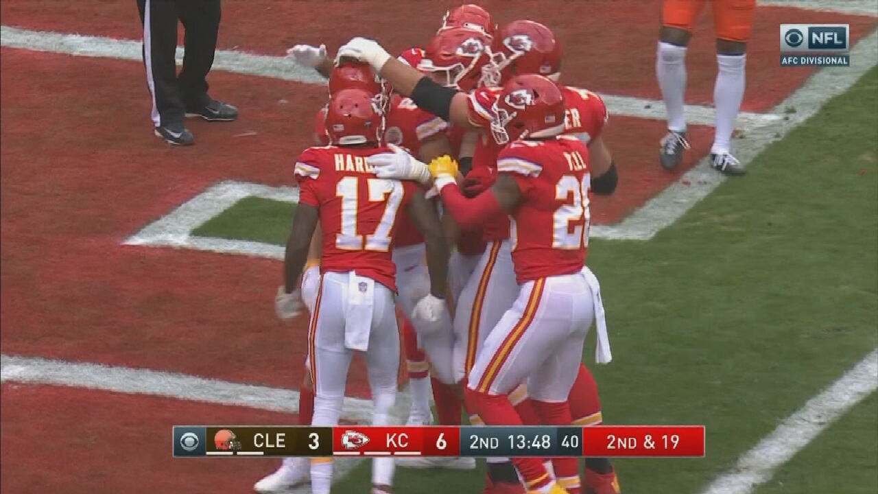 Watch: Jonathan Cooper Joins The 6 In The Morning Team To Talk About The Chiefs' Playoff Win 