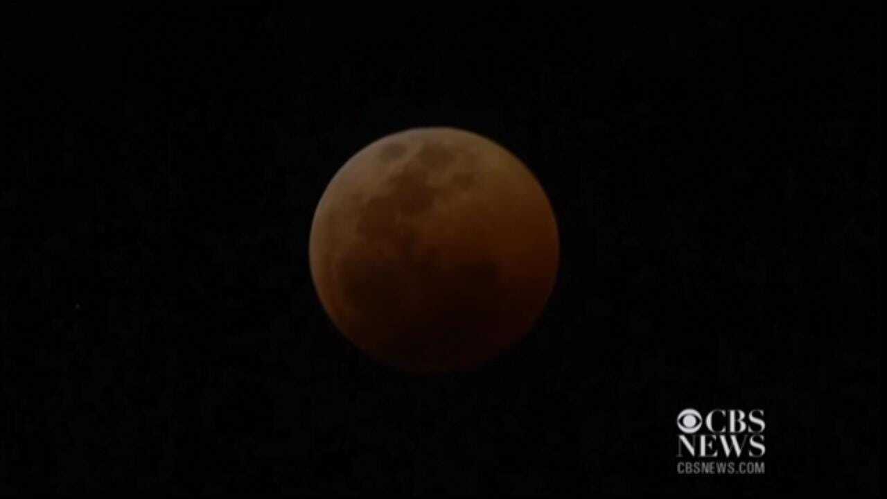Time Lapse Video Of A Blood Moon From July, 2018
