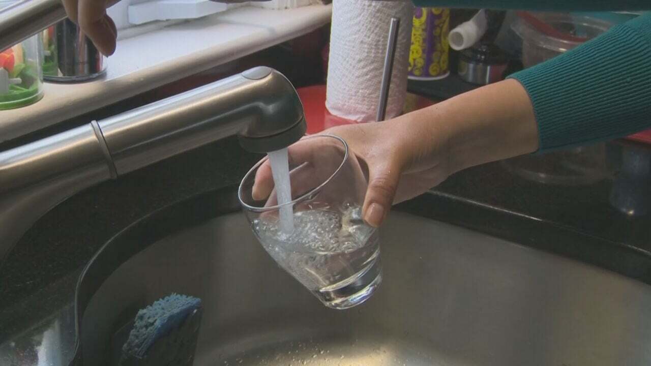 Study Says Drinking Water From Nearly Half Of US Faucets Contains Potentially Harmful Chemicals