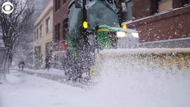 Watch: Winter Storm Hits New York City With Heavy Snow