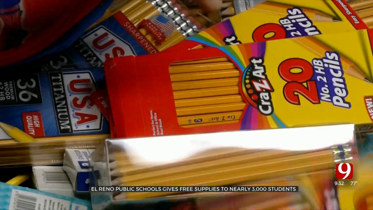El Reno Schools Give Away School Supplies 