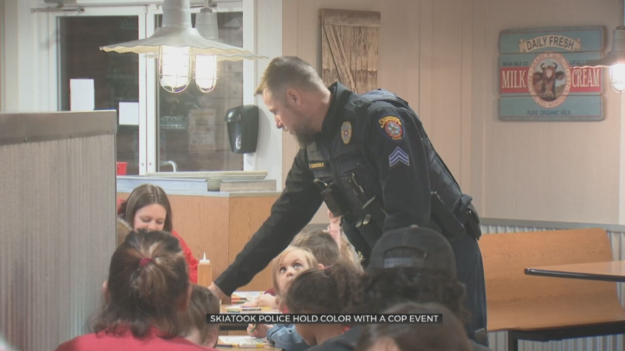 Skiatook Police Hold 'Color With A Cop' Event 