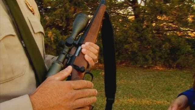 WEB EXTRA: Avoid Injuries When Loading, Unloading Rifle
