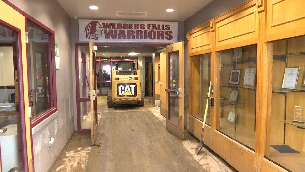 Student Athletes Support Their School After Flooding