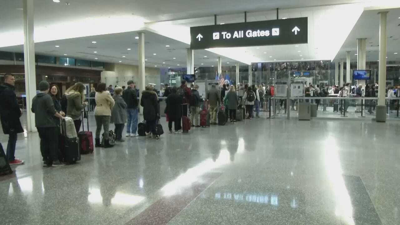 WEB EXTRA: Holiday Lines At Tulsa International Airport