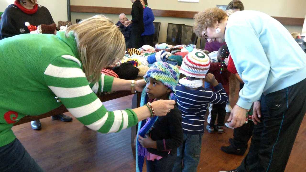 Tulsa Knitting Group Works To Keep Area Kids Warm This Winter
