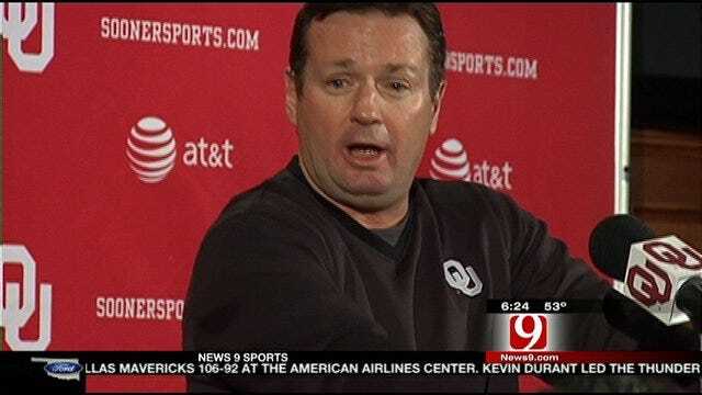 Ronnell Lewis Ineligible, Stoops Talks Insight Bowl