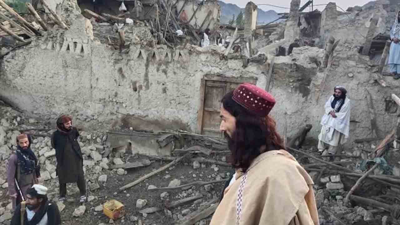 Afghanistan Quake Kills 1,000 People, Deadliest In Decades