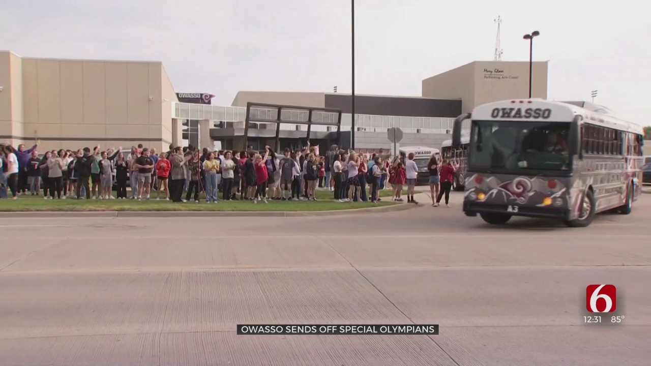 Owasso Students Line Up To Send Off Special Olympians To Summer Games