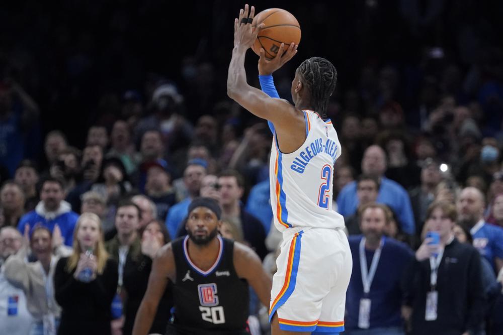 Gilgeous-Alexander Hit 3 At Buzzer, Thunder Beat Clippers