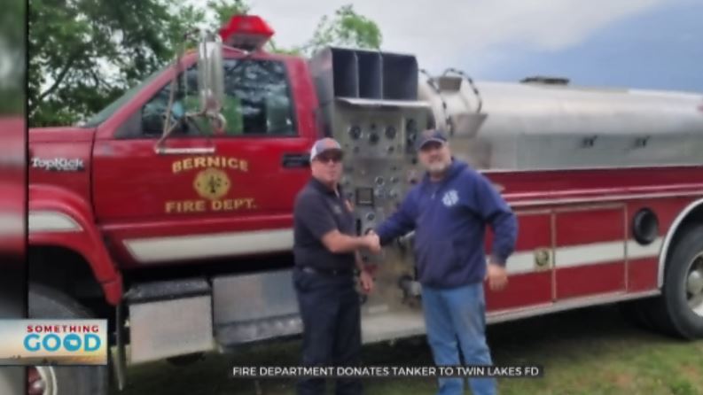 Fire Departments Donate Equipment To Twin Lakes FD