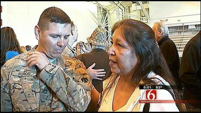 Oklahoma Soldiers Enjoy Happy Homecoming