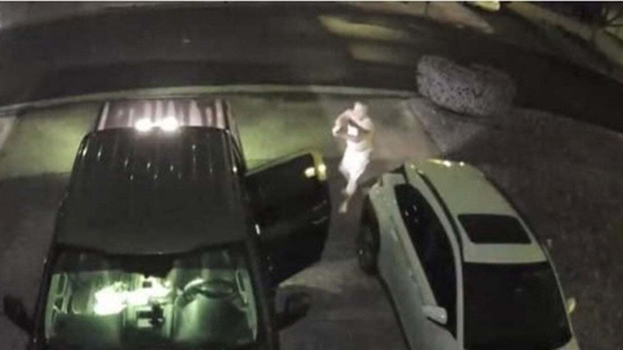 Tulsa Man Wrestles Gun Away From Suspect Breaking Into Truck